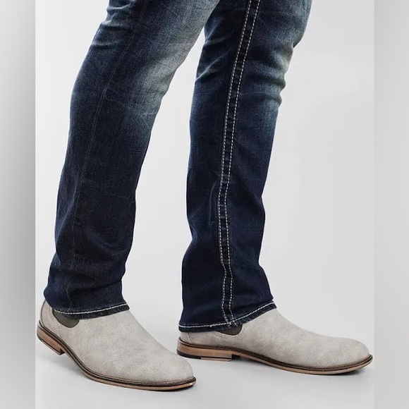 New men’s Sz 11 light grey Chelsea business to casual boots by Steve Madden - Picture 1 of 12